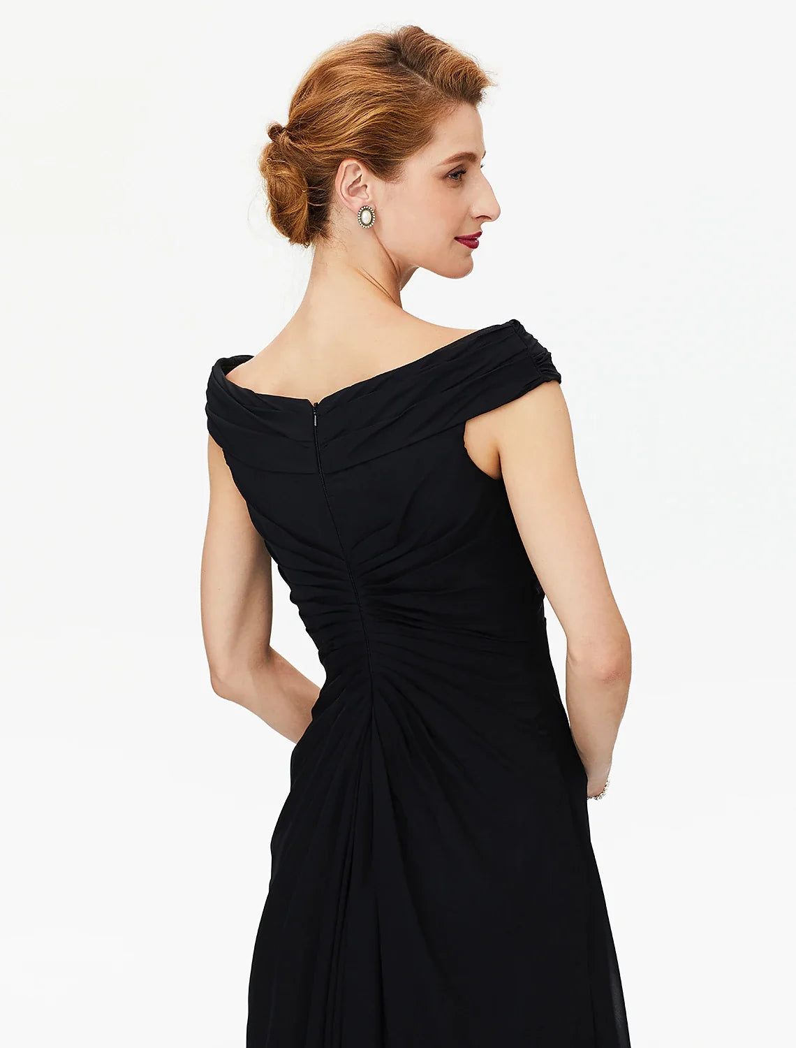Sheath / Column Mother of the Bride Dress Furcal Off Shoulder Floor Length Chiffon Short Sleeve No with Pleats Split Front