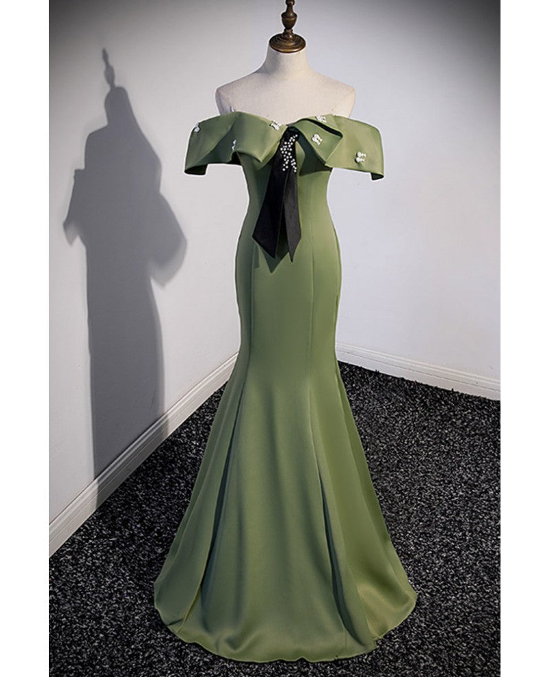 Elegant and noble clover green off the shoulder sleeveless fishtail evening dress with clover green off the back strap and ground length prom dress