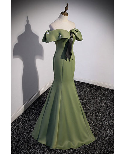 Elegant and noble clover green off the shoulder sleeveless fishtail evening dress with clover green off the back strap and ground length prom dress