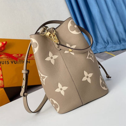 Louis Vuitton NEONOE MM M45497