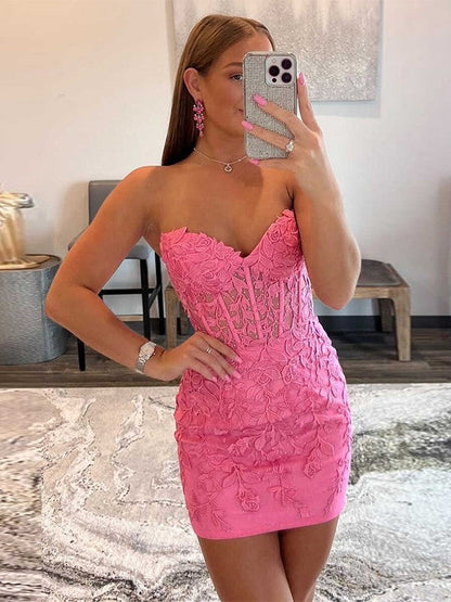Sheath/Column Off Shoulder Tulle Applique Sweetheart Sleeveless Short/Mini Dresses