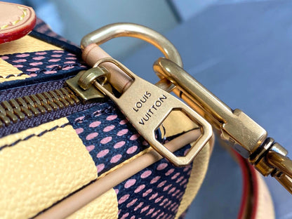 Louis Vuitton N40562 Chess Messenger