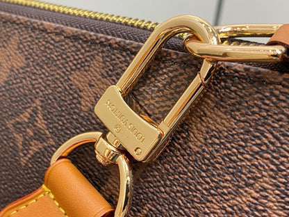 Louis Vuitton M11623 Pochette Accessoire XL