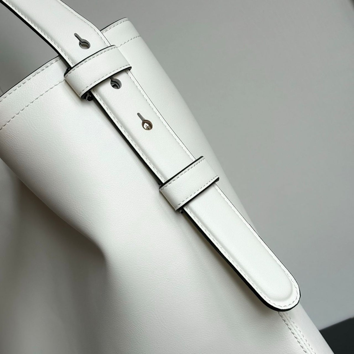 Gucci Beatrix Large Tote Bag White  40Cm
