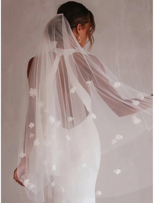 - Single layer contemporary/fashionable wedding veil bow veil