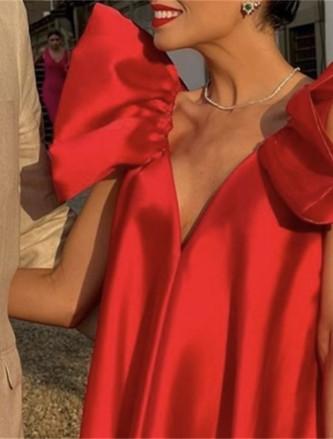 A-Line Evening Gown Party Dress Red Green Dress Formal Wedding Sweep / Brush Train Sleeveless V Neck Charmeuse with Pleat