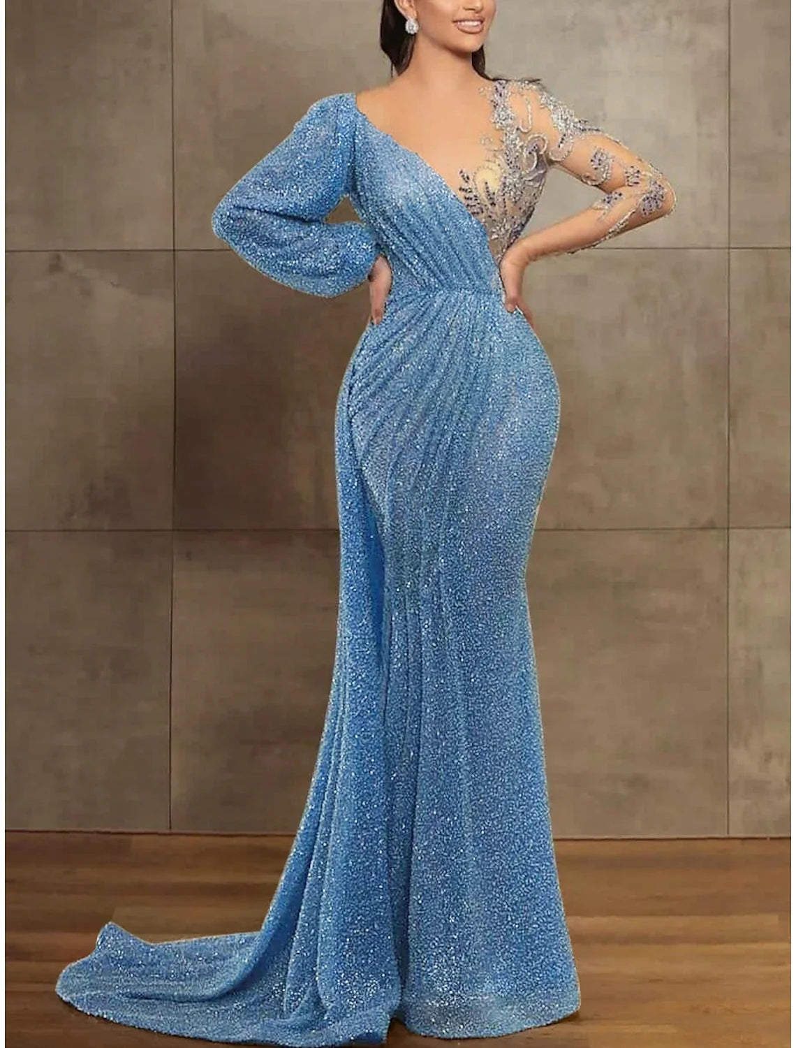 Sequin Mermaid / Trumpet Evening Gown Champagne Gold Elegant Dress Formal Christmas Red Green Dress Court Train Long Sleeve Illusion Neck Sequined with Pleats 2026