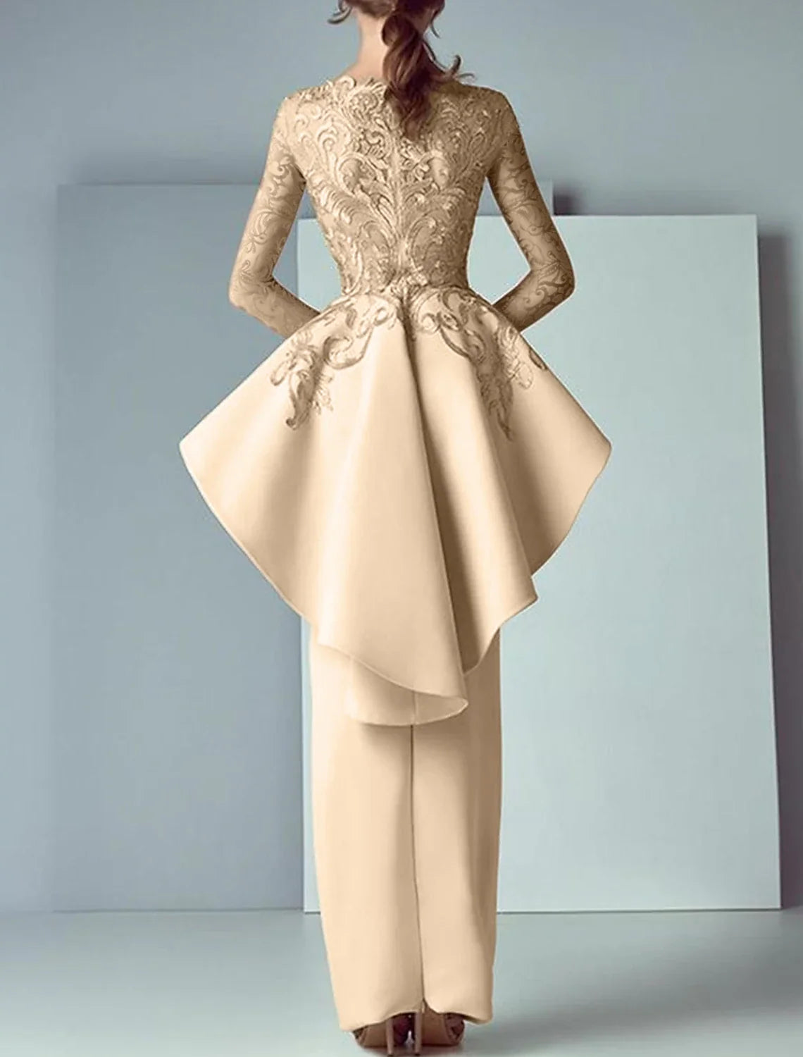 Sheath / Column Mother of the Bride Dress Formal Wedding Guest Elegant Party Scoop Neck Floor Length Lace Fabric Long Sleeve with Ruffles Appliques