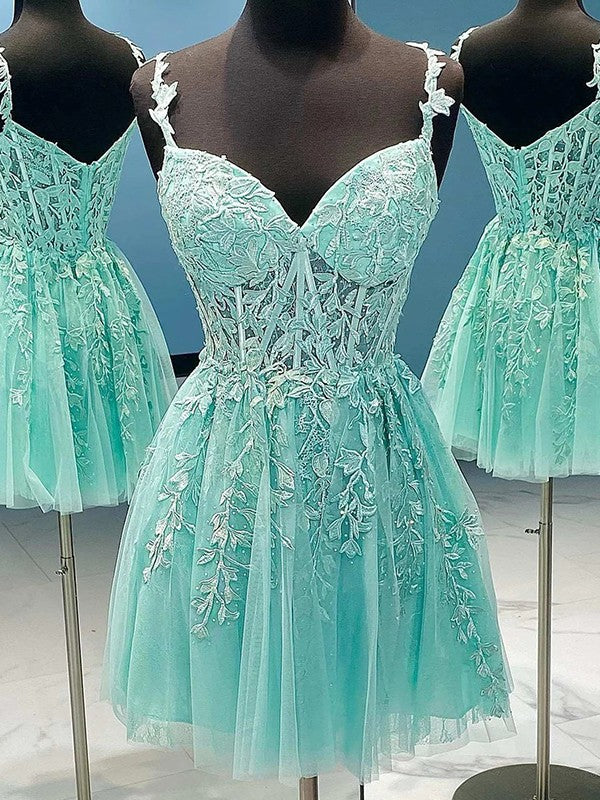 A-line Princess Tulle Applique Sweetheart Sleeveless Tight Bra Short Homecoming Dress