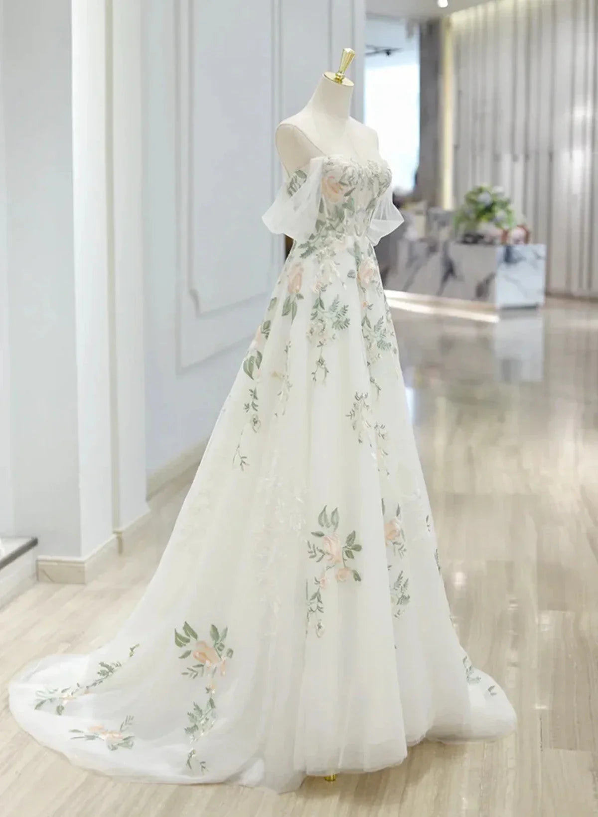 Elegant White Sweetheart Off-the-Shoulder Floral Tulle Wedding Dress TP1061
