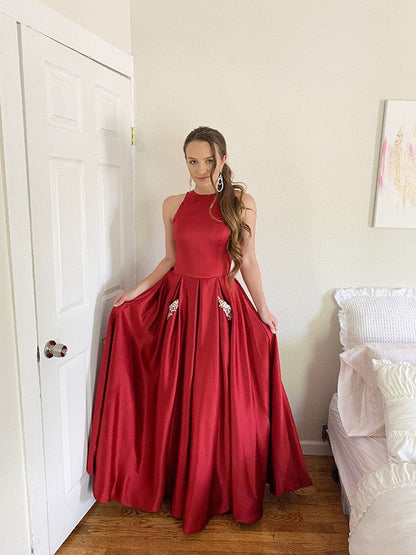 A-Line/Princess Sleeveless Halter Beading Satin Floor-Length Dresses