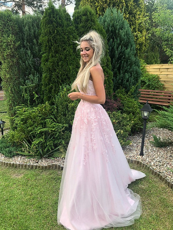 A-Line/Princess Strapless Sleeveless Floor-Length Applique Tulle Dresses