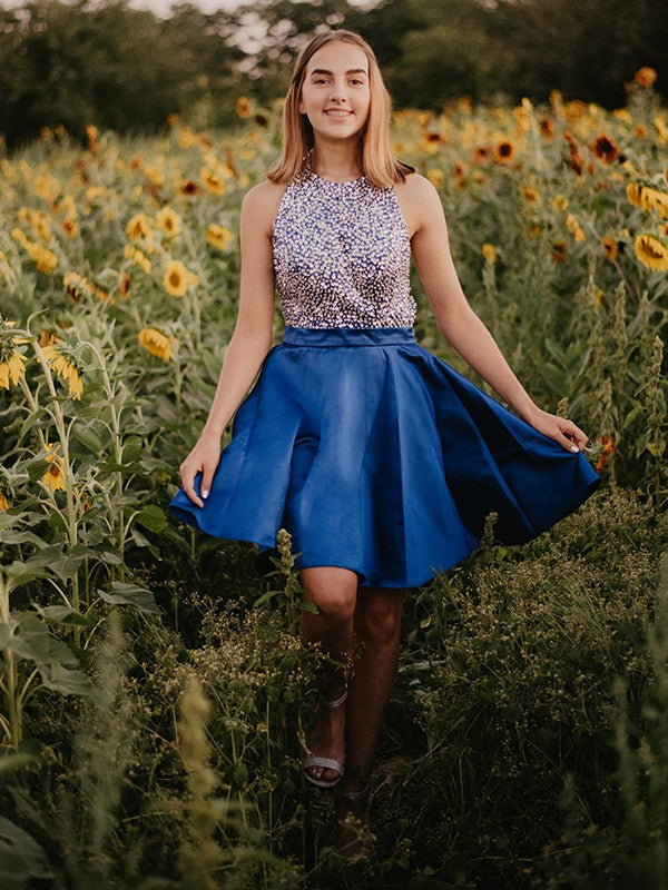 A-Line/Princess Satin Beading Halter Sleeveless Short/Mini Homecoming Dresses