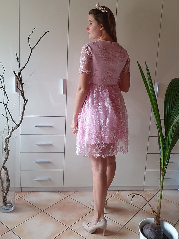 A-Line/Princess Short Sleeves Organza Sheer Neck Applique Short/Mini Homecoming Dresses