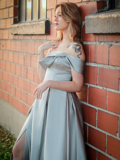 A-Line/Princess Satin Ruched Strapless Sleeveless Sweep/Brush Train Dresses