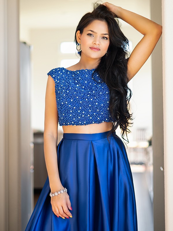 A-Line/Princess Satin Beading Scoop Sleeveless Floor-Length Two Piece Dresses