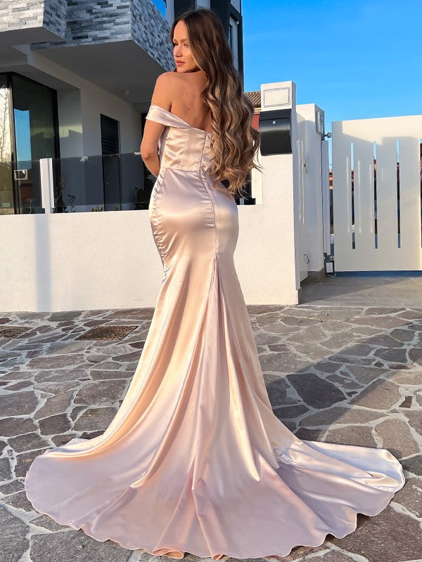 Sheath/Column Silk like Satin Ruched Off-the-Shoulder Sleeveless Court Train Dresses