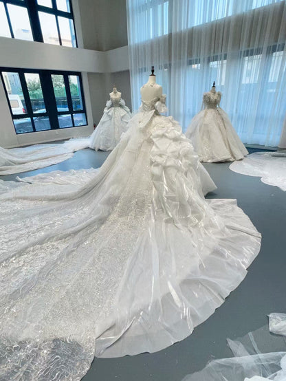 Gorgeous Beading Ruffled Tulle Off-Shoulder Wedding Dress Sparkling Fairytale Wedding Gown TP5073