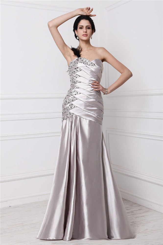 A-Line/Princess Sweetheart Sleeveless Beading Pleats Long Woven Satin Dresses