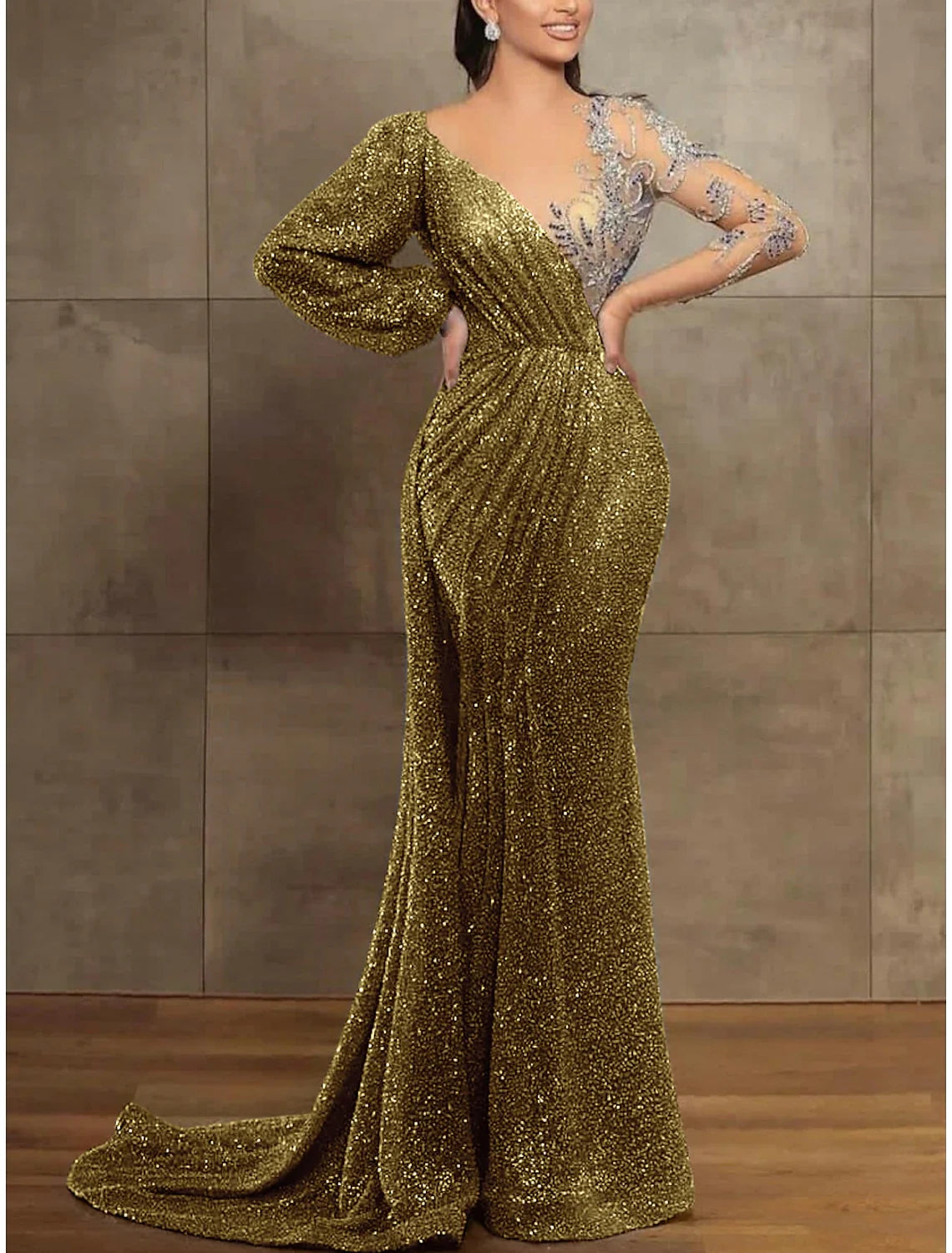 Sequin Mermaid / Trumpet Evening Gown Champagne Gold Elegant Dress Formal Christmas Red Green Dress Court Train Long Sleeve Illusion Neck Sequined with Pleats 2026