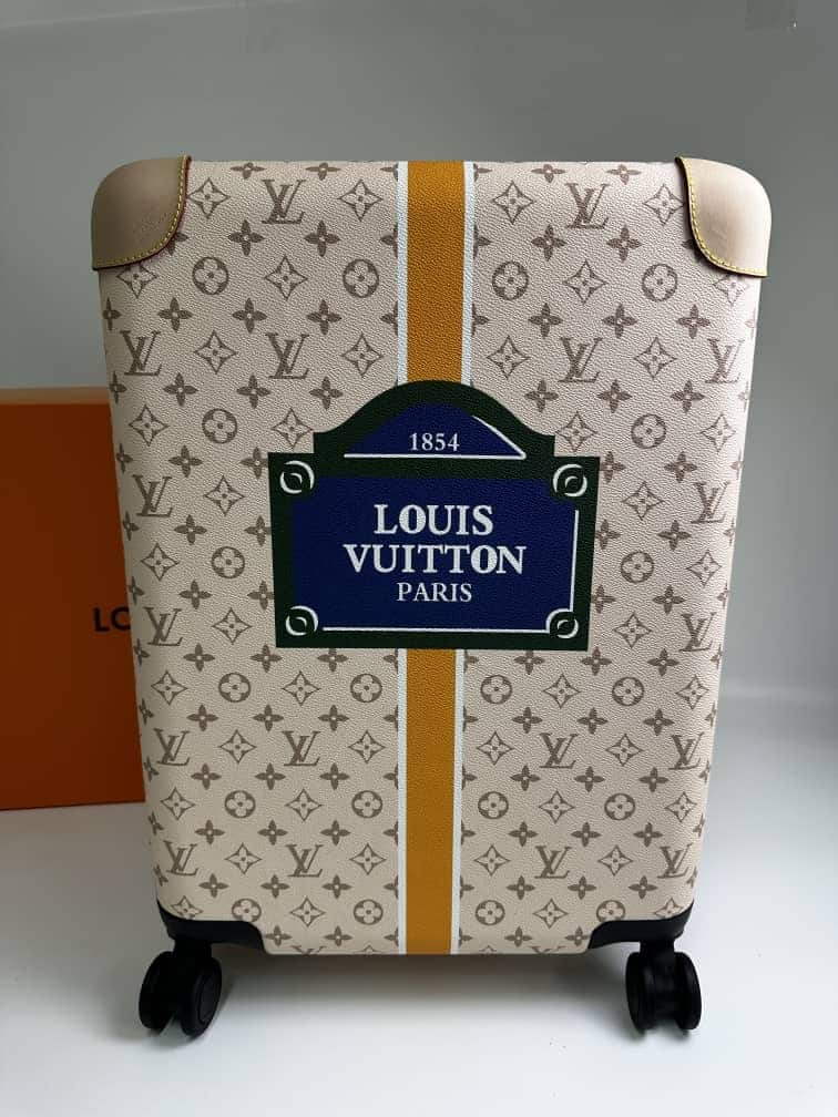 Louis Vuitton Horizon 55 Suitcase Coated Canvas Saffron 55Cm M10280
