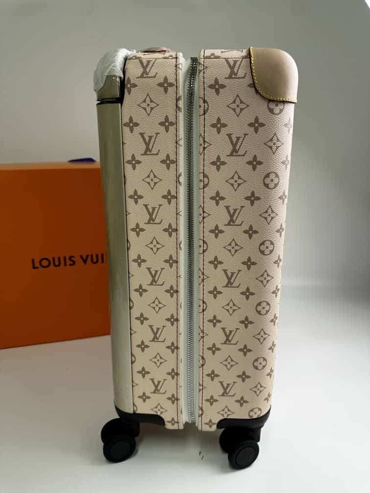Louis Vuitton Horizon 55 Suitcase Coated Canvas Saffron 55Cm M10280