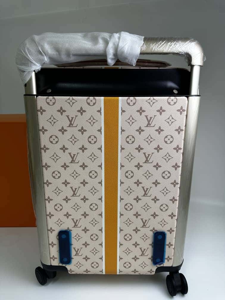 Louis Vuitton Horizon 55 Suitcase Coated Canvas Saffron 55Cm M10280