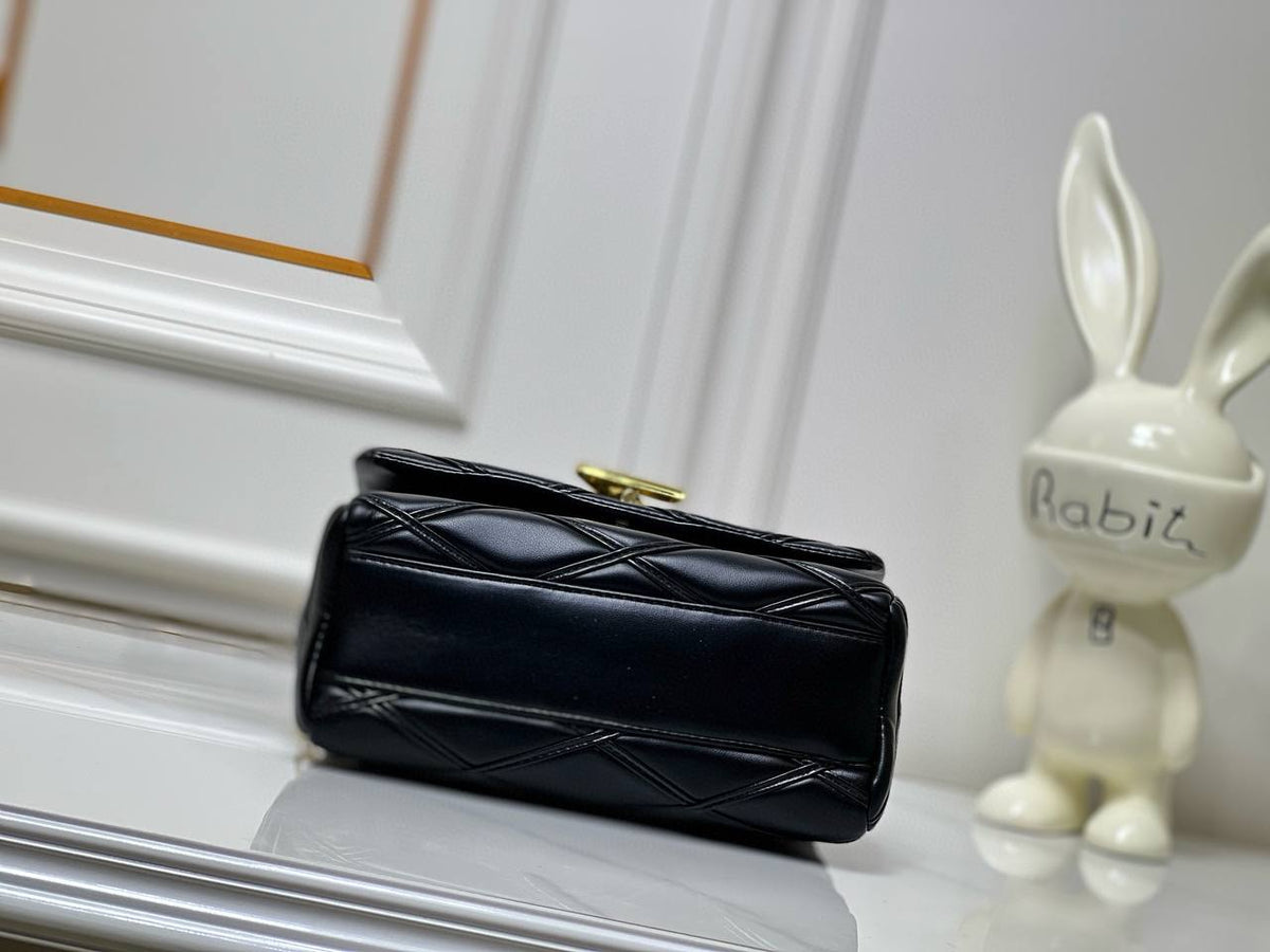 GO-14 PM Malletage  Handbags LV