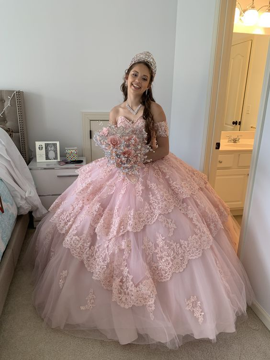 Pink Lace Appliques Ball Gowns Sweet 16 Dress Quinceanera Dresses