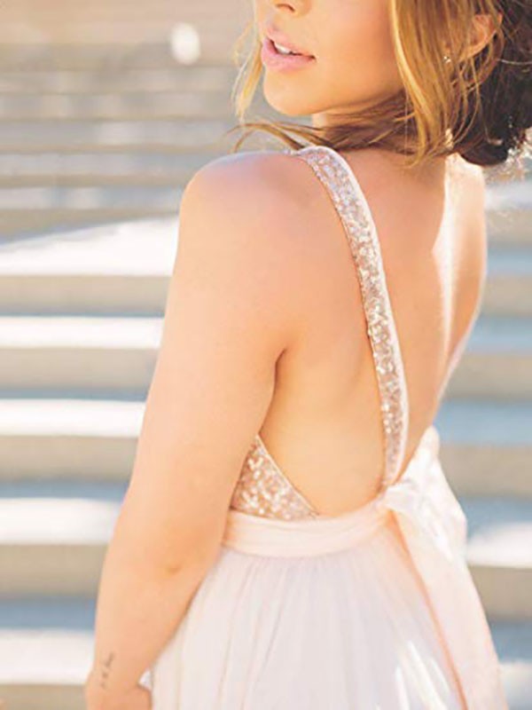 A-Line/Princess Sleeveless V-neck Sweep/Brush Train Sequin Organza Dresses