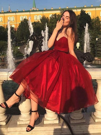 A-Line/Princess Organza Ruffles Sweetheart Sleeveless Tea-Length Homecoming Dresse