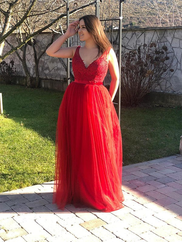 A-Line/Princess Tulle Applique V-neck Sleeveless Floor-Length Dresses