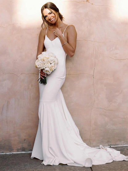 Sheath/Column Crepe V-neck Sleeveless Court Train Wedding Dresses