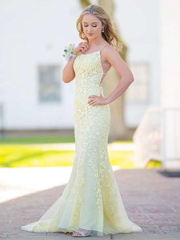 Sheath/Column Lace Applique Spaghetti Straps Sleeveless Sweep/Brush Train Dresses
