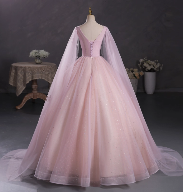 Princess Light Pink Crew Neck Cape Embroidered Tulle Ball Gown Evening Dresses Sweet 16 Dresses