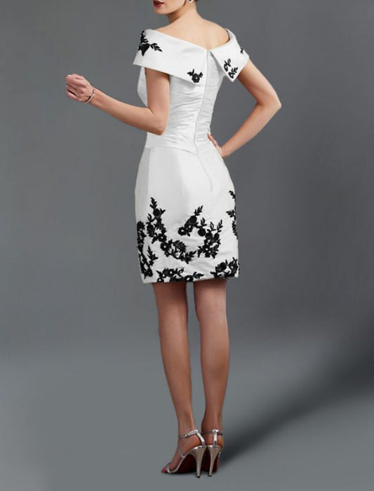 Sheath / Column Cocktail Dresses Color Block Dress Wedding Holiday Short / Mini Sleeveless Off Shoulder Fabric with Appliques