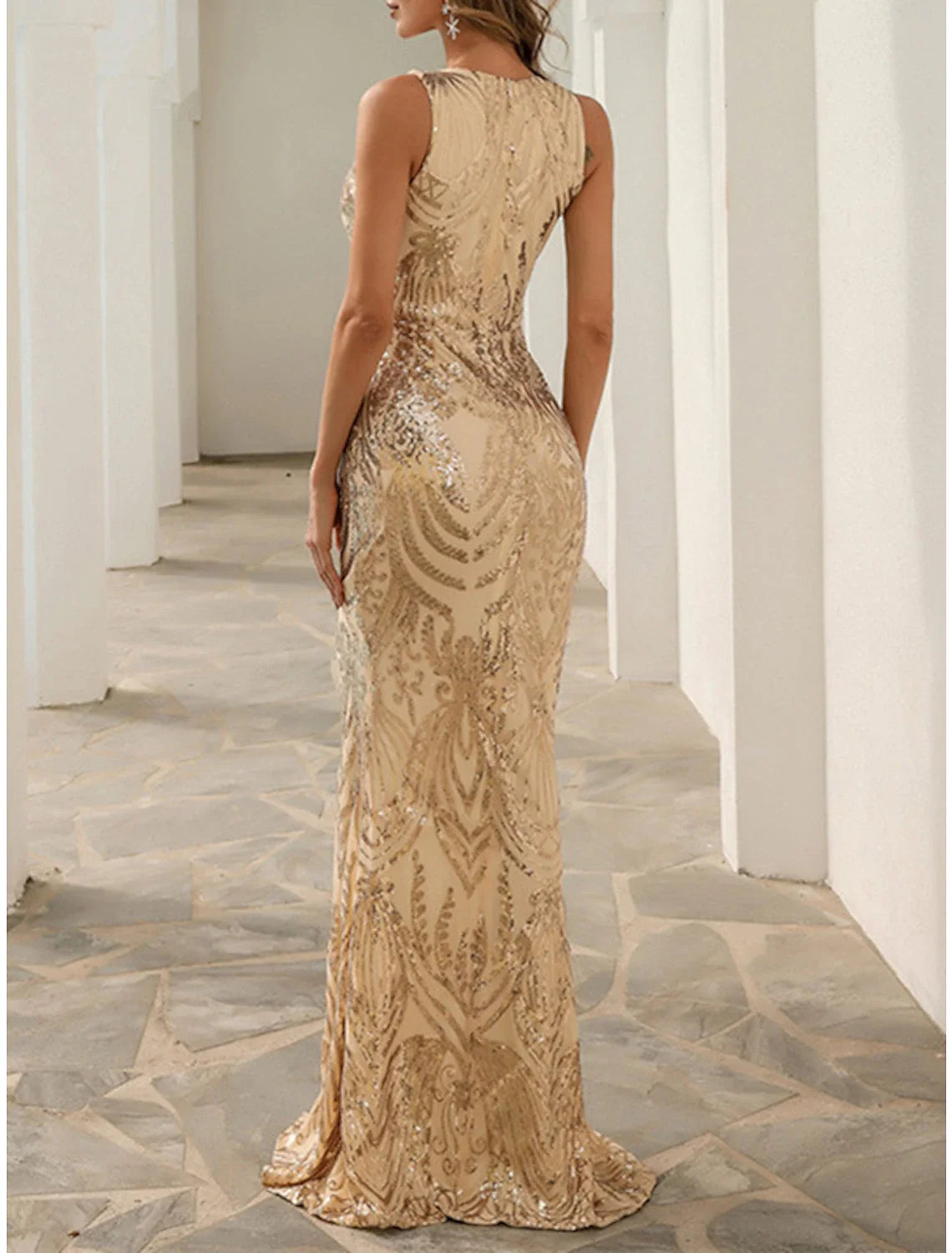 Mermaid / Trumpet Sparkle Sexy Engagement Formal Evening Dress V Neck Sleeveless Sweep / Brush Train Fabric with Sequin Slit