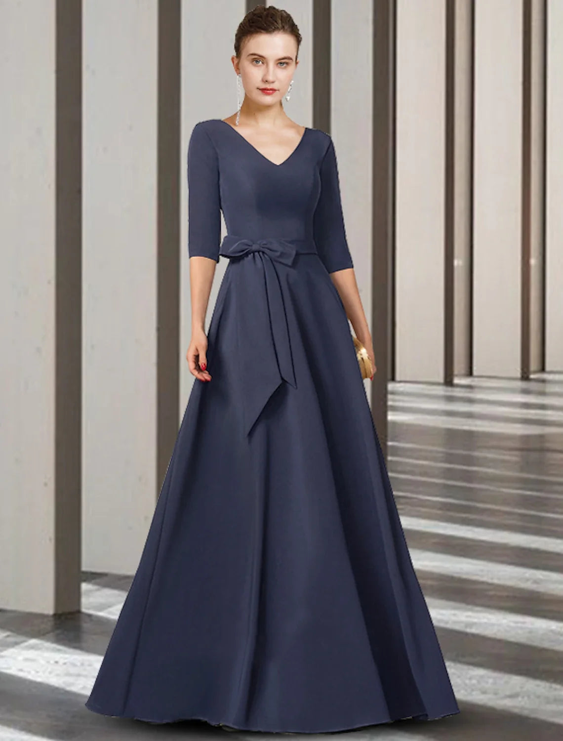 Sheath / Column Mother of the Bride Dress Elegant V Neck Floor Length Chiffon Half Sleeve with Bow(s) Pleats