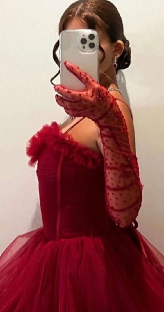 Sexy Ball Gowns Long Straps Red Tulle Prom Dresses
