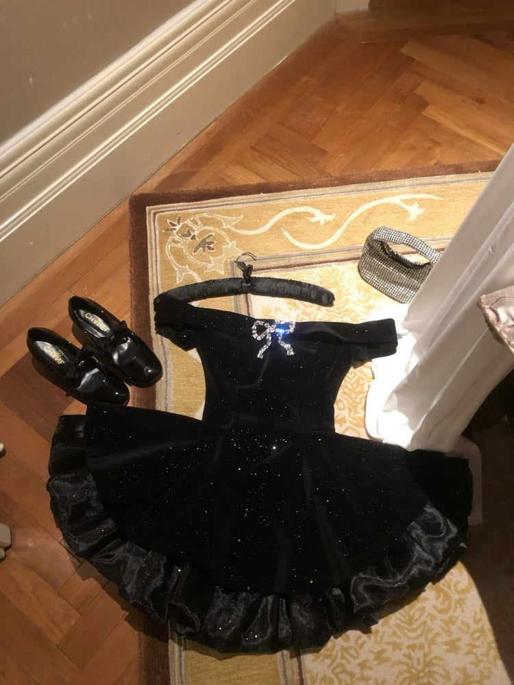 Sexy Ball Gowns Off The Shoulder Black Velvet Short Prom 8Th Grade Homecoming Dress Summer Middle School Hoco Dresses 6Th Grade Graduation Outfits