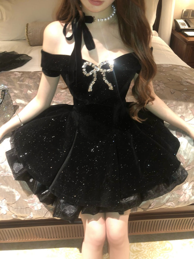 Sexy Ball Gowns Off The Shoulder Black Velvet Short Prom 8Th Grade Homecoming Dress Summer Middle School Hoco Dresses 6Th Grade Graduation Outfits