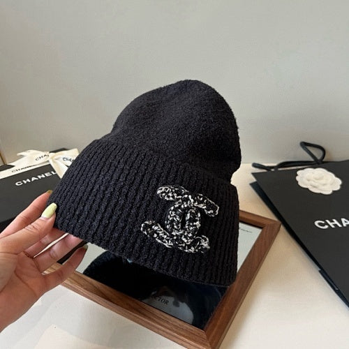 Chanel Knit Beanie In Black