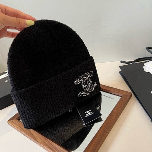 Chanel Knit Beanie In Black