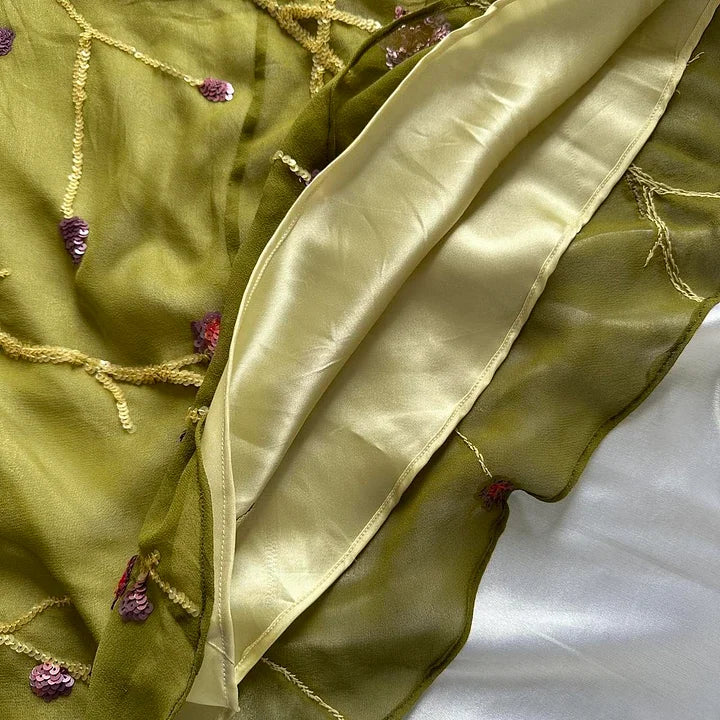 Yellow Green Gorgeous Exquisite Vintage Embroidered Spaghetti Strap Long Ball Gowns Prom Dresses Prom Gowns