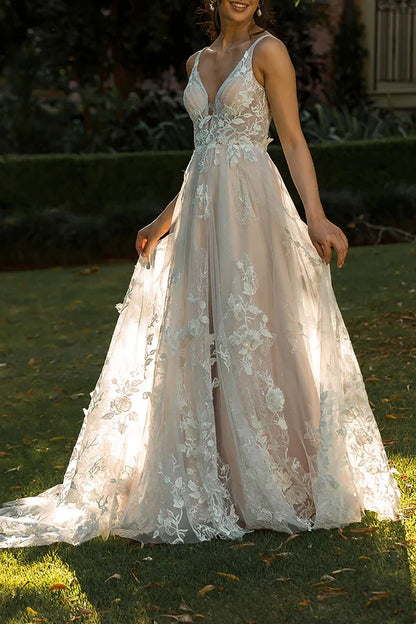 A-neck V-neck lace decal bohemian style wedding dress with sweeping train