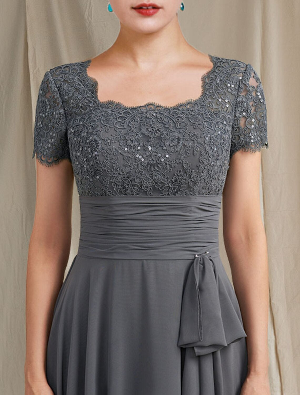 A-Line Mother of the Bride Dress Plus Size Elegant Square Neck Floor Length Chiffon Lace Short Sleeve with Pleats Sequin Appliques