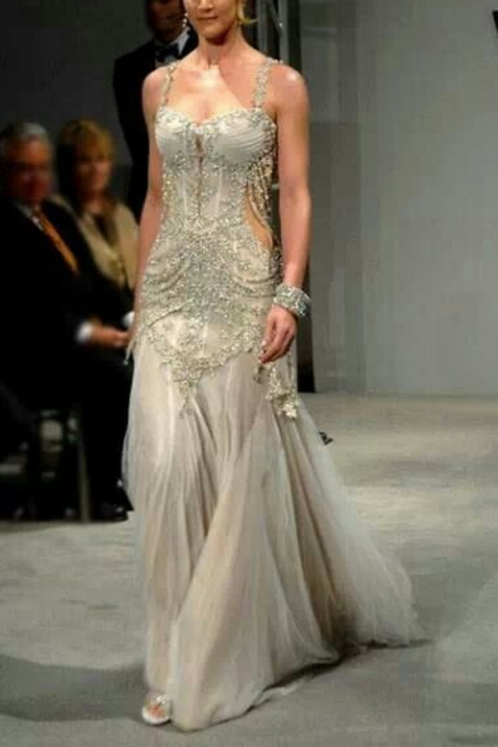 Girlhomeshops--Ivory white wedding dress exquisite beaded long open back tulle prom dress wedding dress gh5468