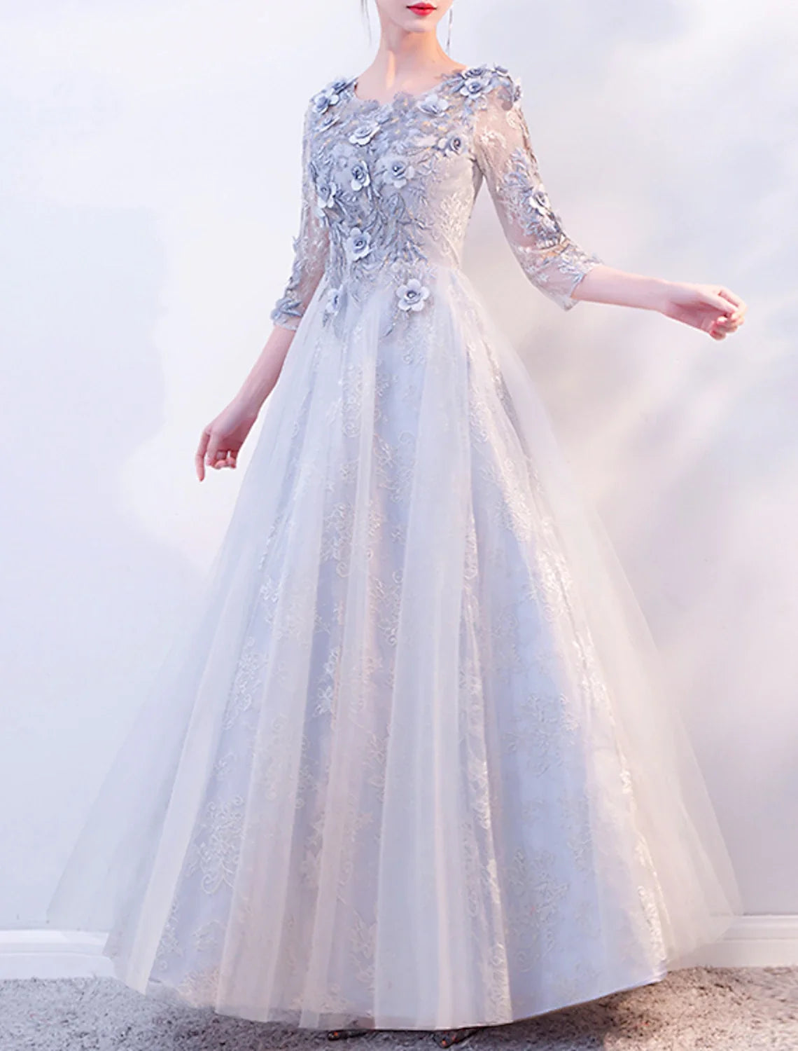 A-Line Evening Gown Elegant Dress Wedding Guest Formal Evening Floor Length 3/4 Length Sleeve Jewel Neck Tulle with Appliques