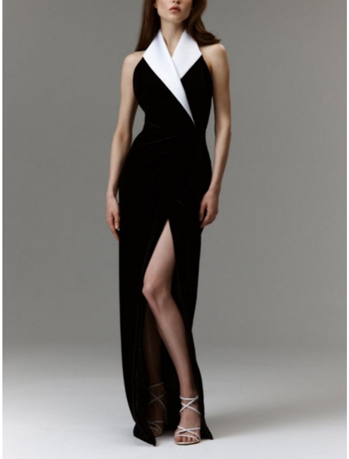 Sheath / Column Evening Gown Elegant Dress Formal Floor Length Black Dress Sleeveless V Neck Imitation Silk with Slit 2026