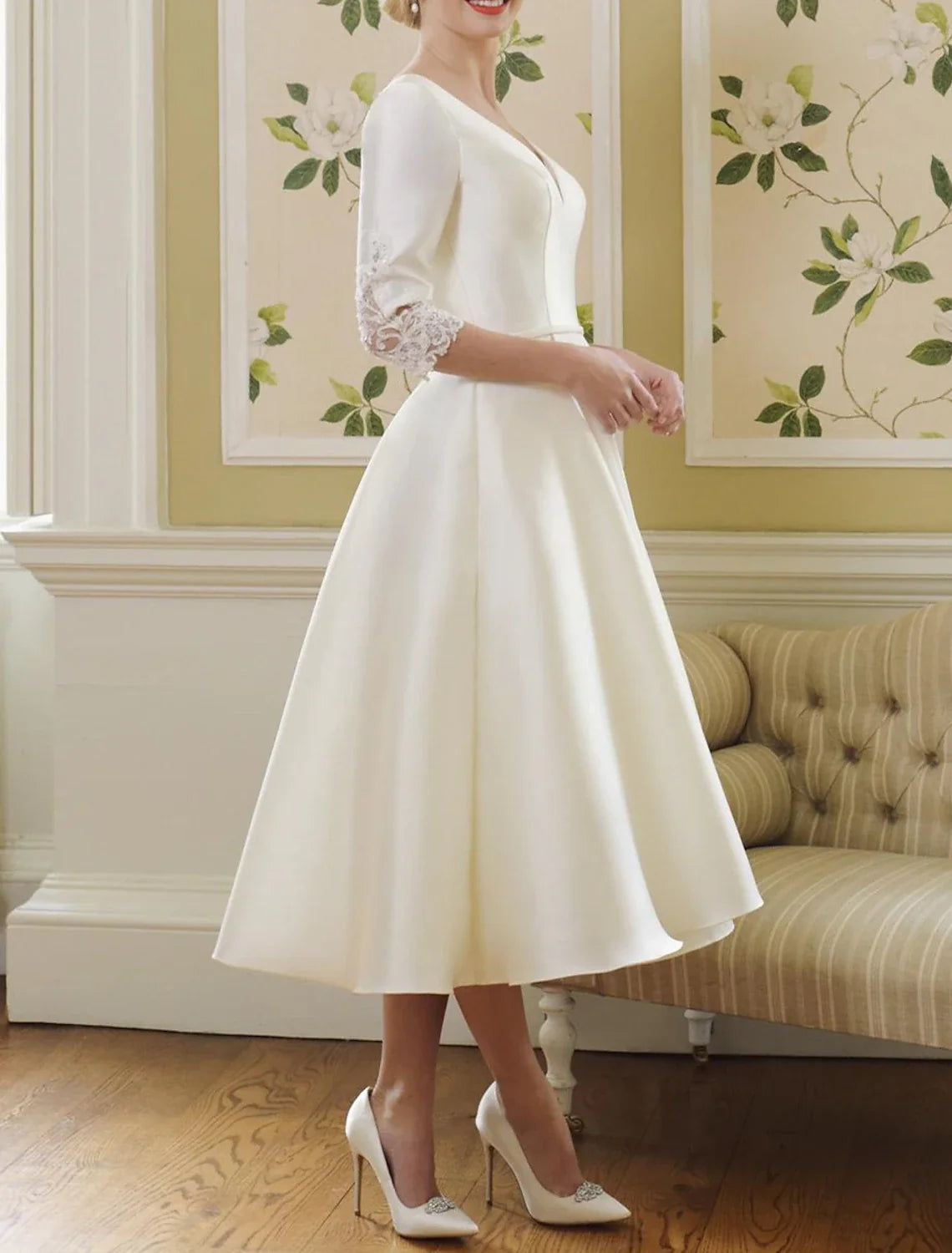 Bridal Shower Simple Wedding Dresses Wedding Dresses Sheath / Column Sweetheart Long Sleeve Knee Length Fabric Bridal Gowns With Solid Color
